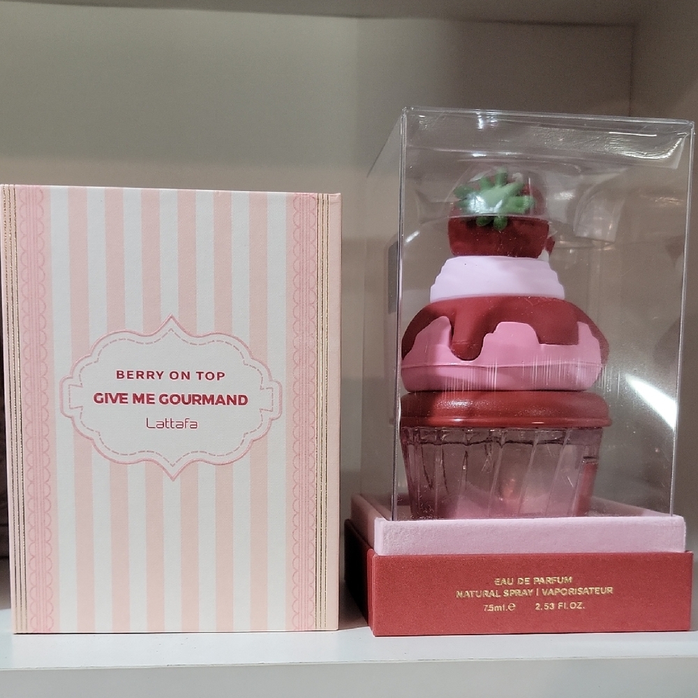 Lattafa Berry On Top Eau de Parfum - Pink and Red